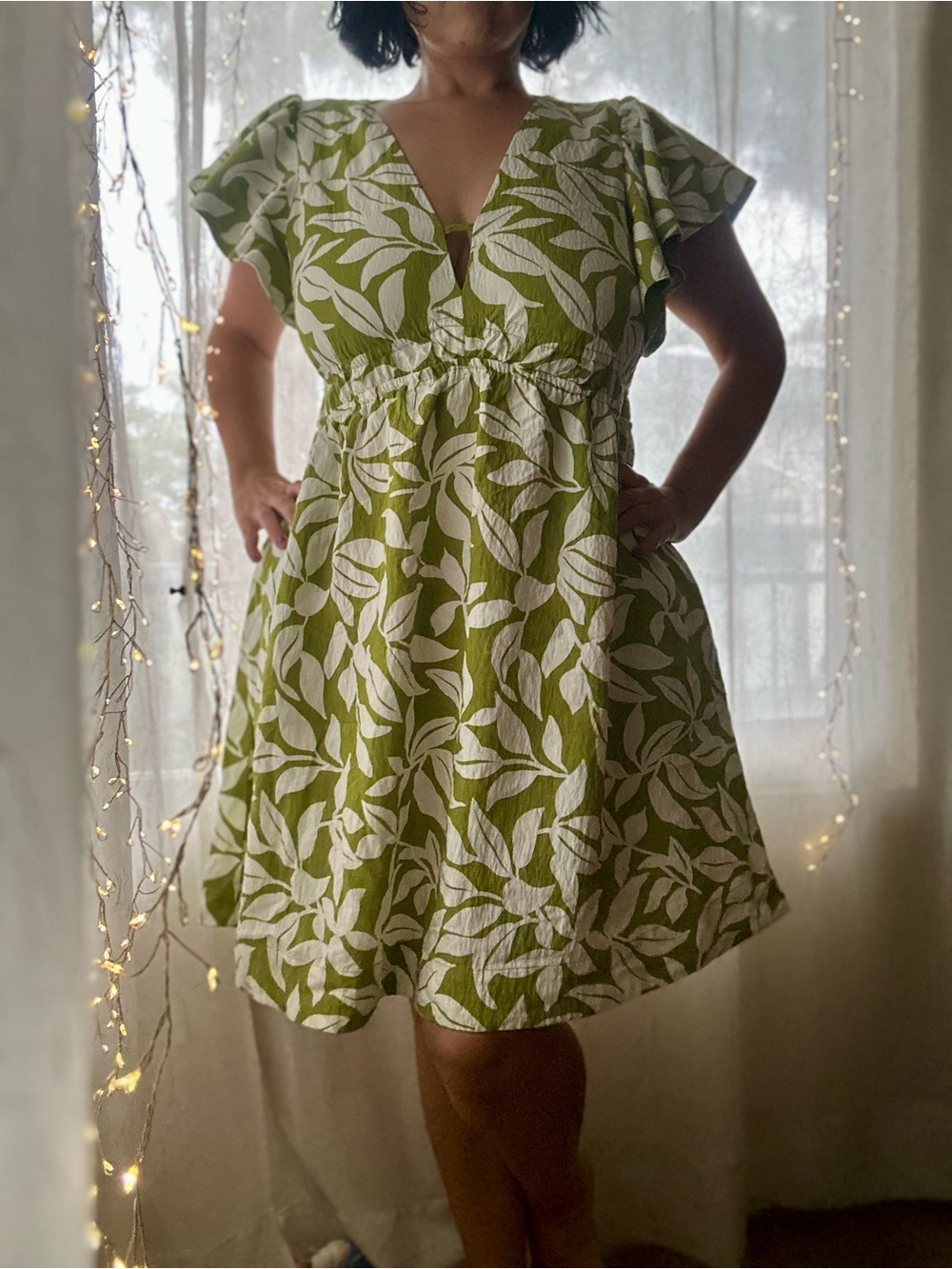 Women’s Short Flutter Sleeve Mini A-Line Dress: Green/White Leaf